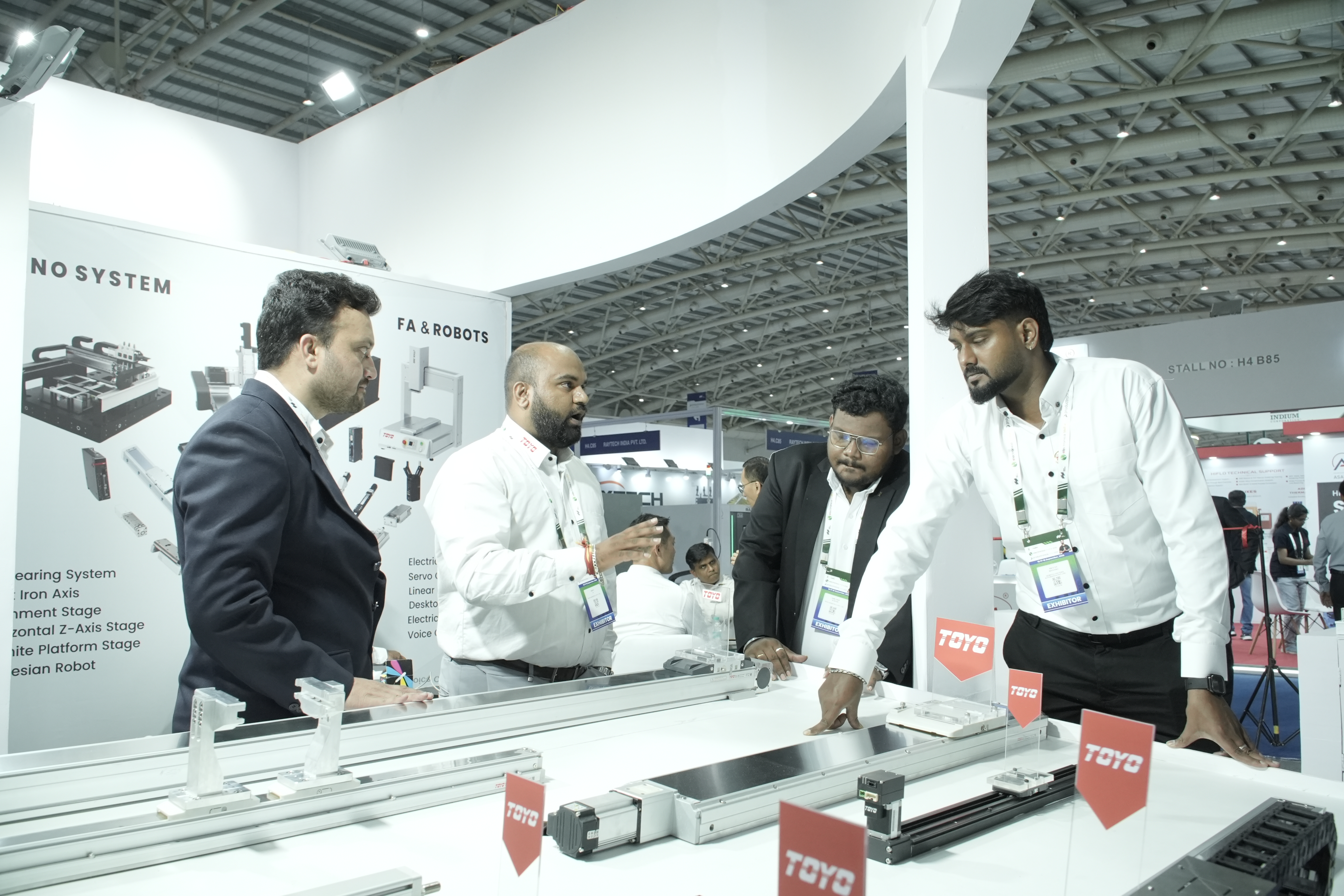 TOYO Robotics team showcasing products