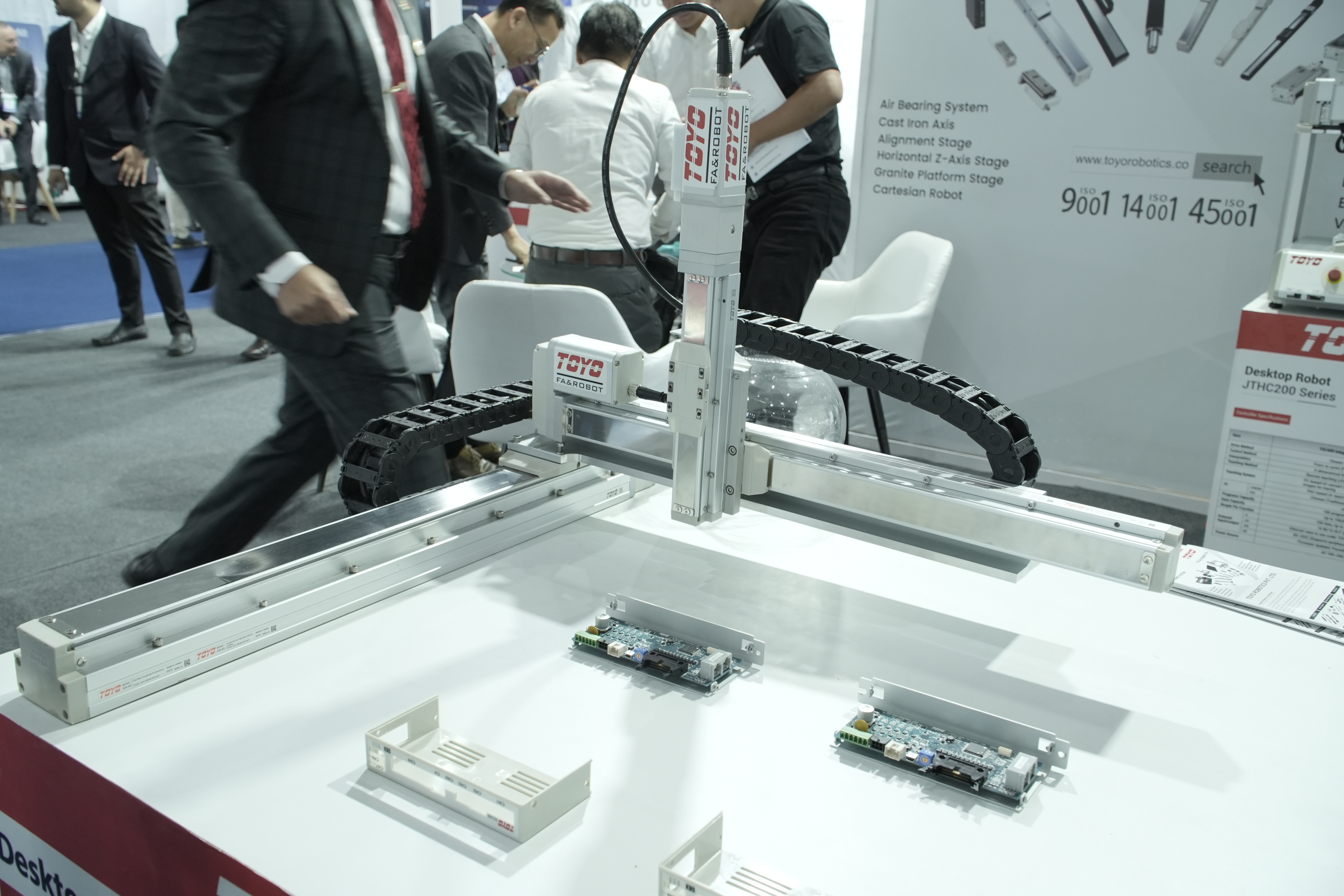 TOYO Industrial Robot